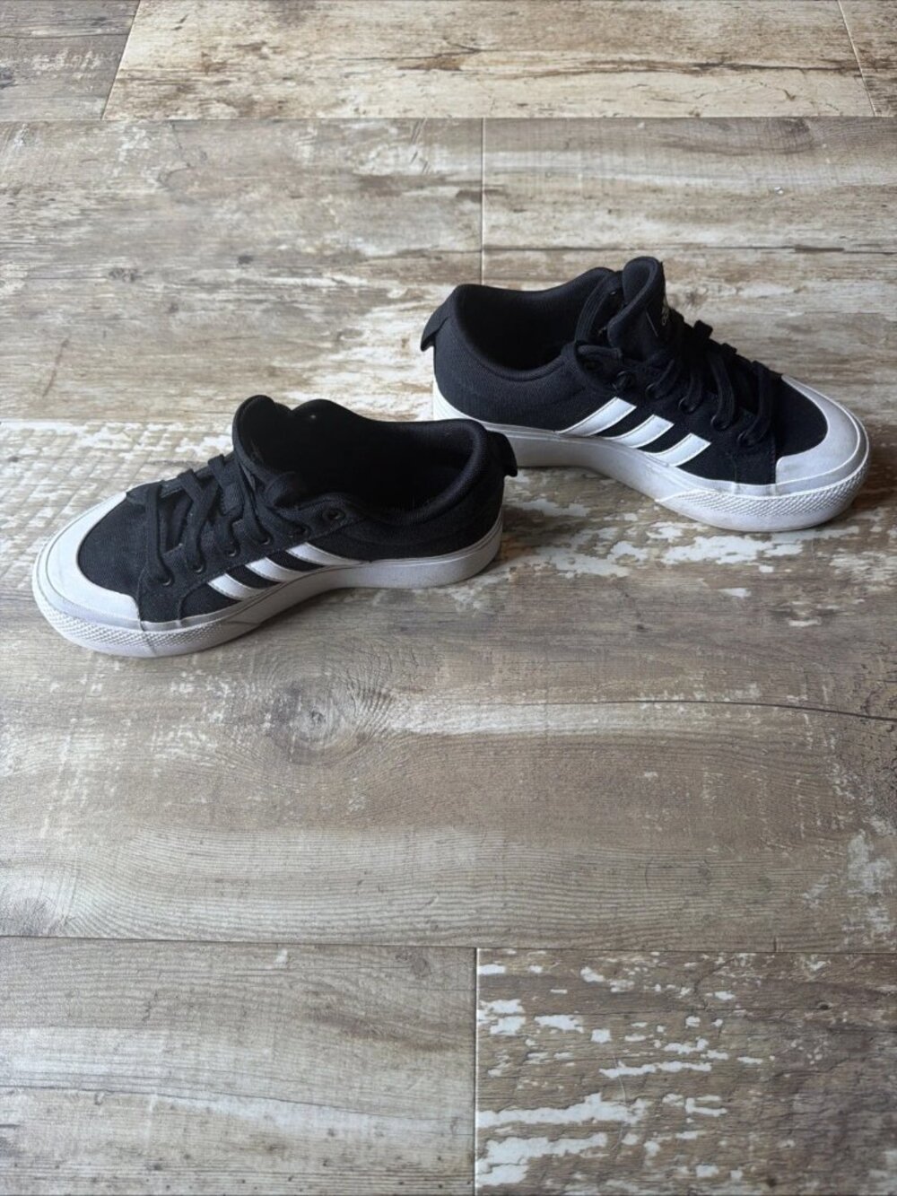 adidas Bravada 2.0 Black White Lifestyle Platform Fashion Shoes Women's 6 - Picture 2 of 8